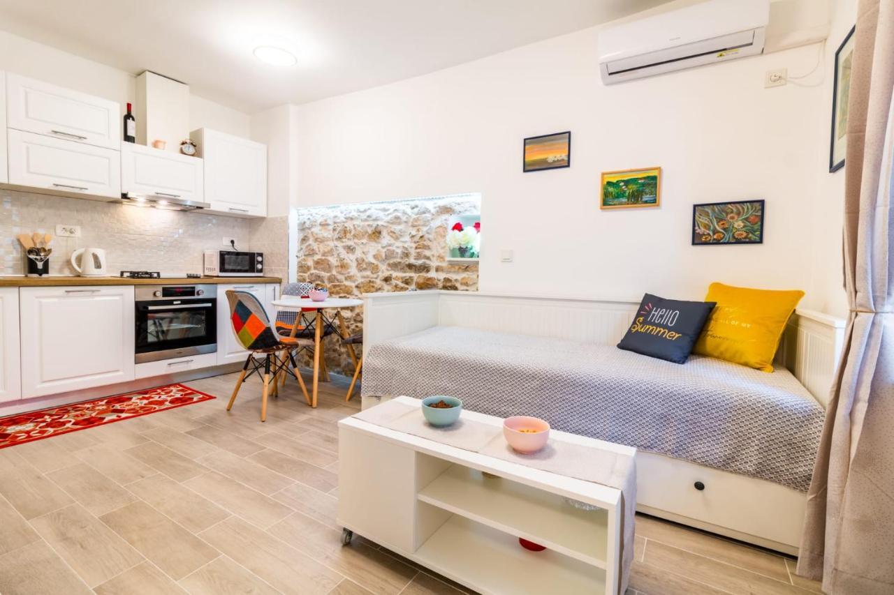 Studio apartman Mirela Kaštel Štafilić Kaštela Esterno foto